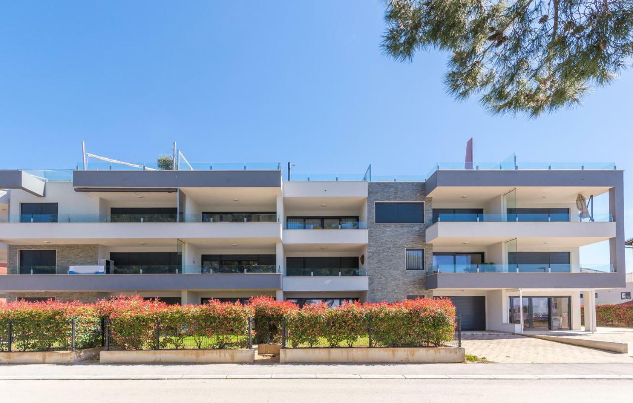 Luxury Apartments Novigrad Novigrad  Exterior photo